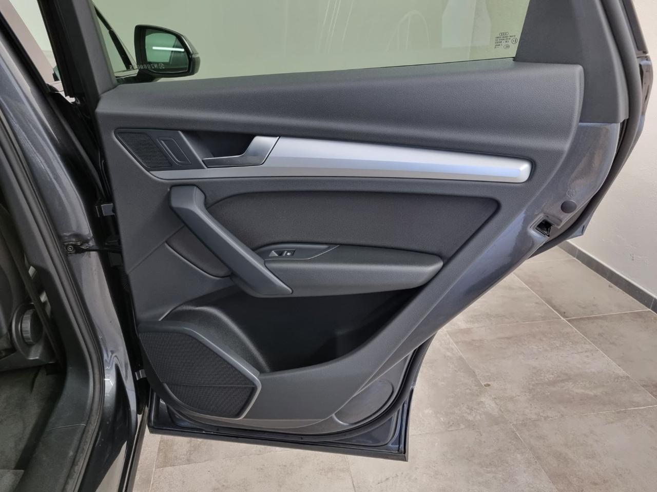 AUDI Q5 50 TFSI e quattro S tronic S line s-line - 19