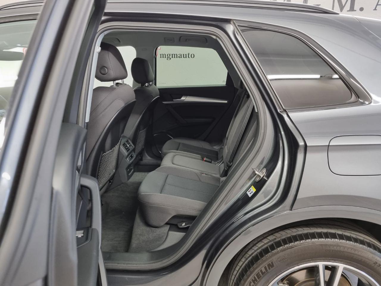 AUDI Q5 50 TFSI e quattro S tronic S line s-line - 12