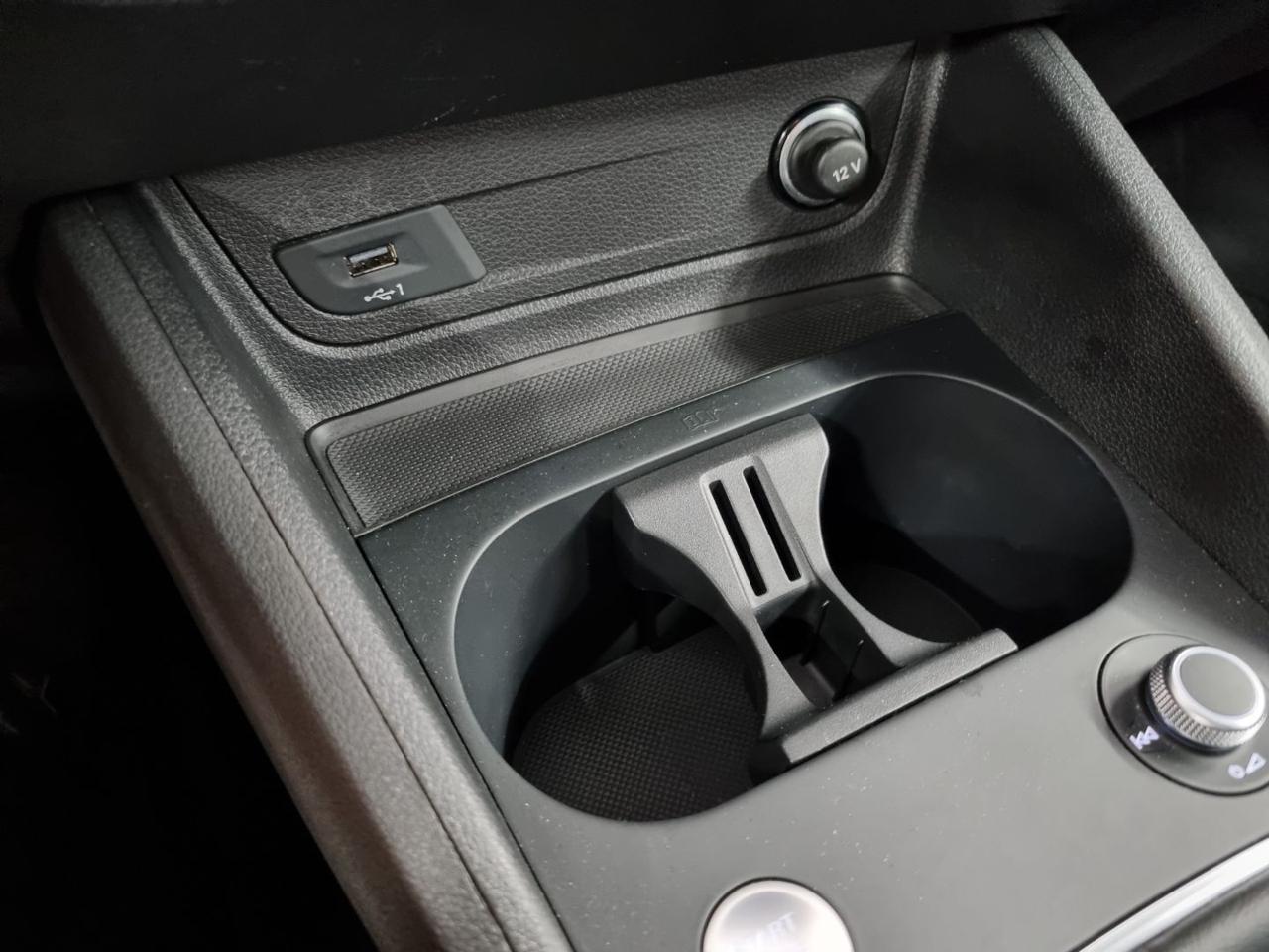 AUDI Q2 30 TDI Identity Black - 17