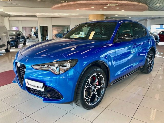 ALFA ROMEO Stelvio Blu metallizzato