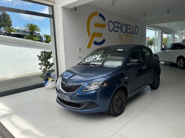 LANCIA Ypsilon Blu metallizzato