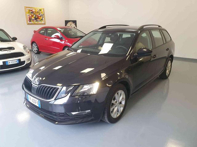 SKODA Octavia Nero metallizzato