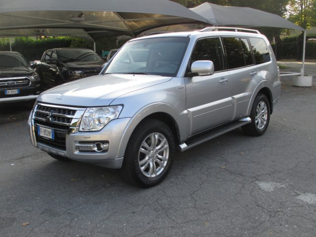 MITSUBISHI Pajero Argento metallizzato