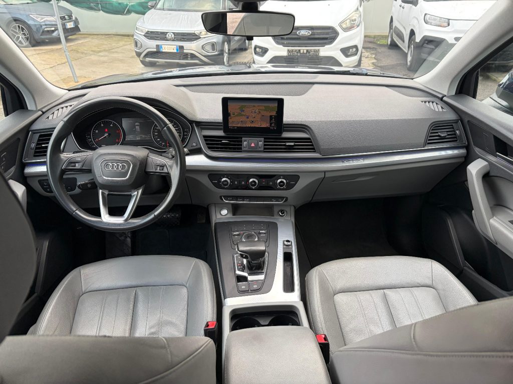 AUDI Q5 40 TDI quattro S tronic Business Design - 5