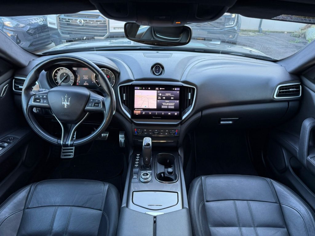 MASERATI Ghibli L4 330 CV MHEV Gransport - 14