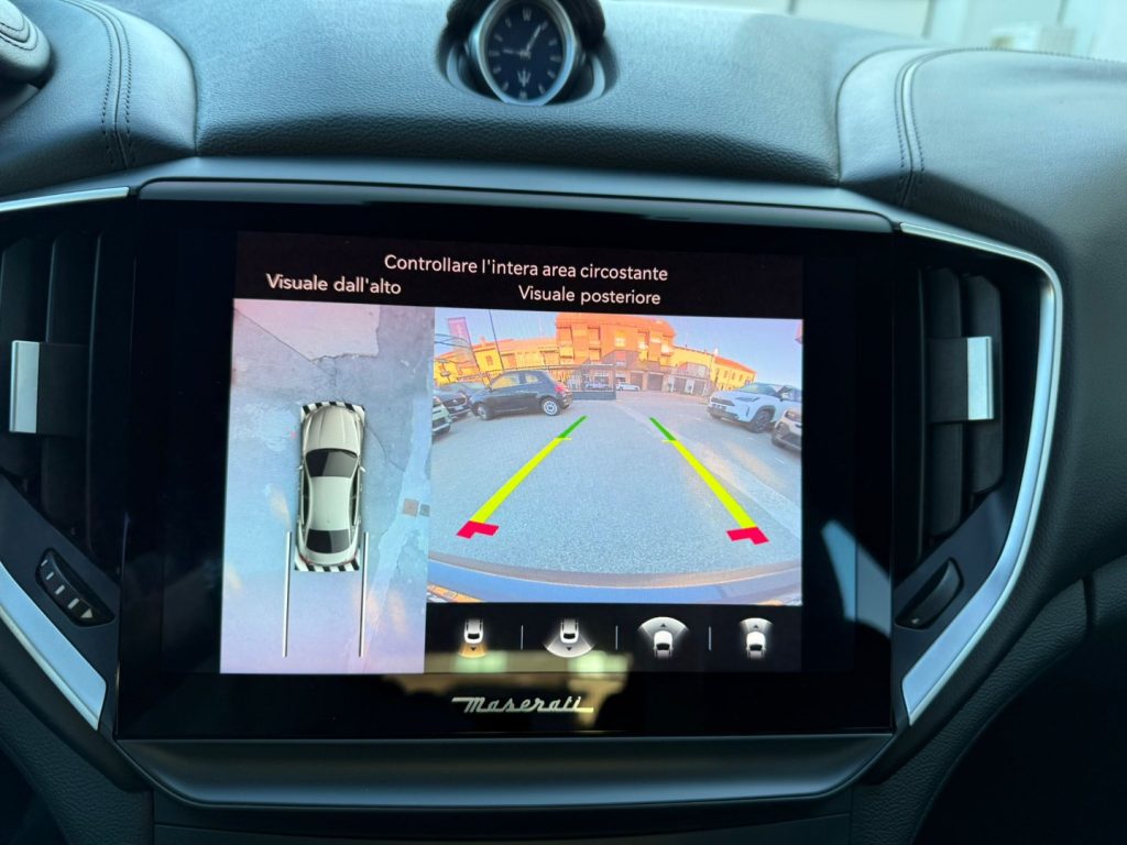 MASERATI Ghibli L4 330 CV MHEV Gransport - 21