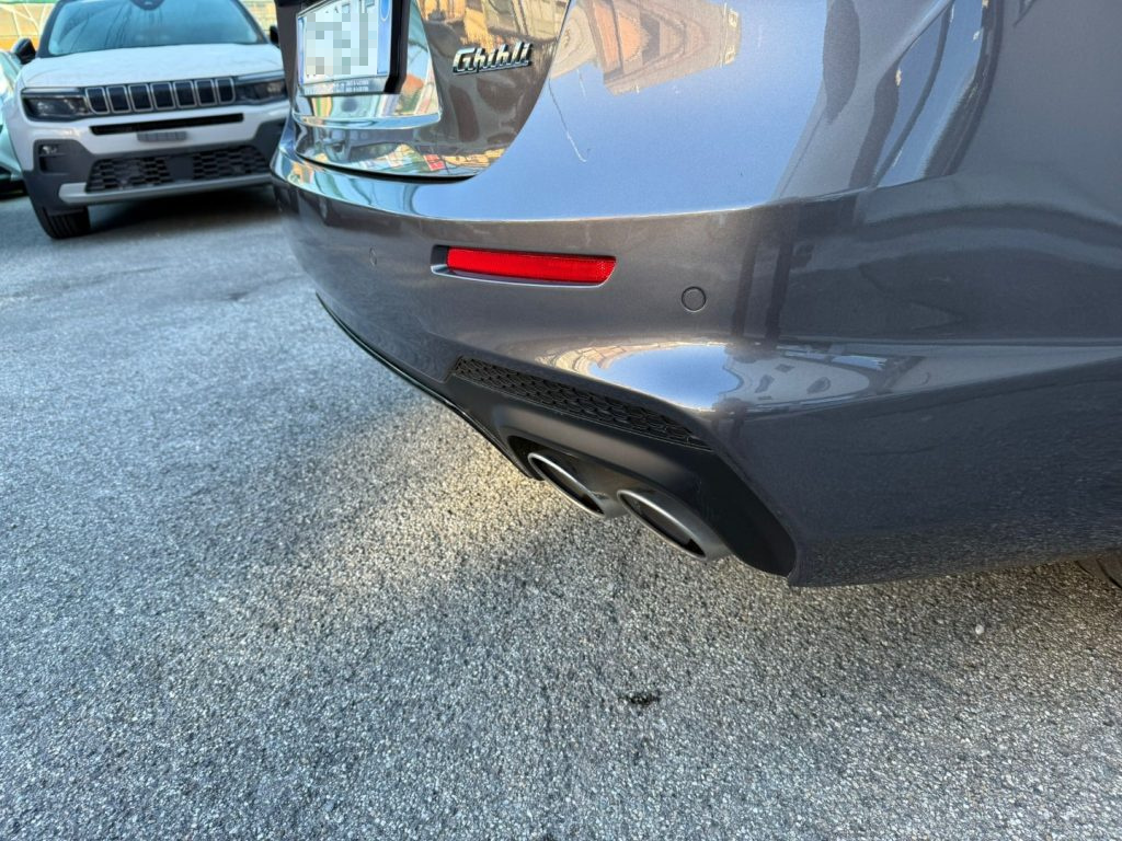 MASERATI Ghibli L4 330 CV MHEV Gransport - 9