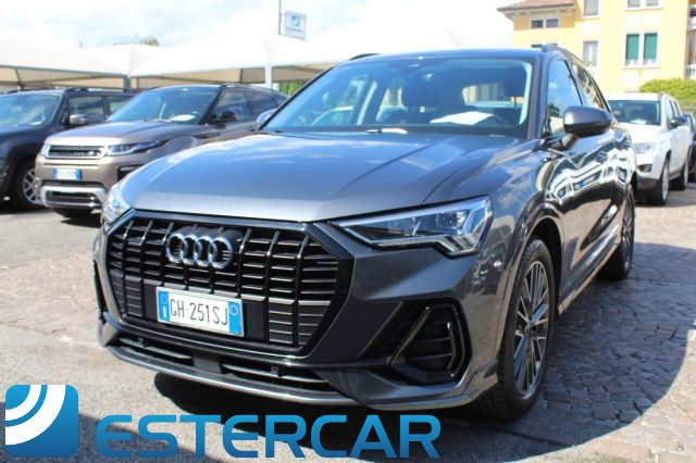 AUDI Q3 Grigio metallizzato
