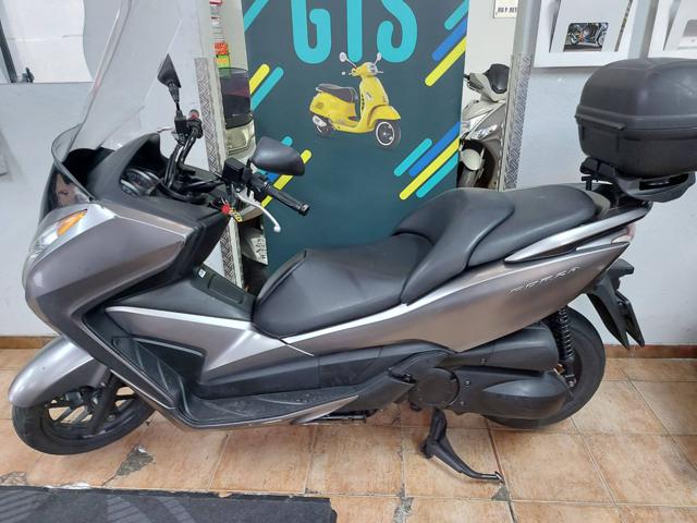 HONDA Forza 300 Grigio metallizzato