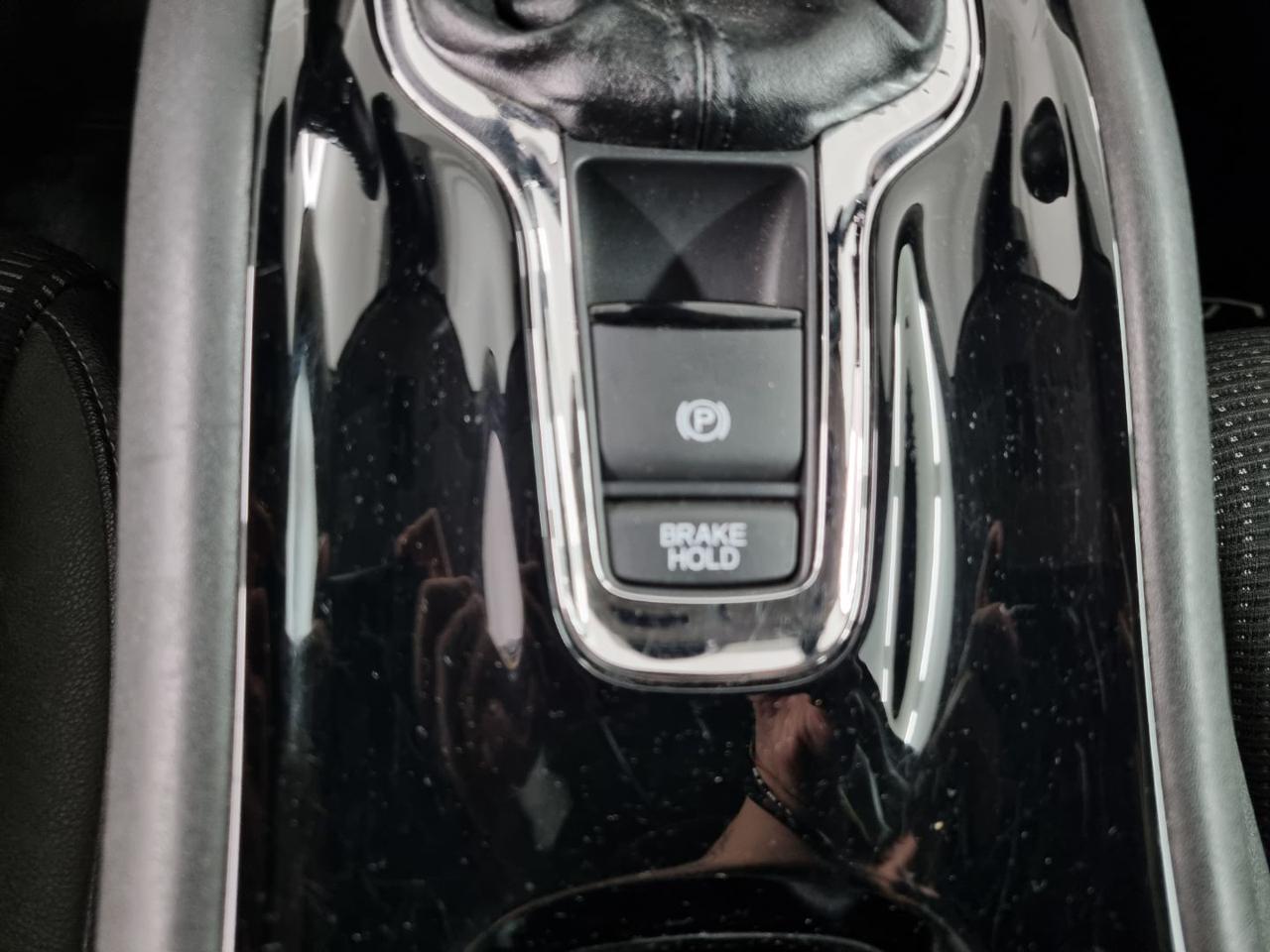 HONDA HR-V 1.5 i-VTEC Executive Navi ADAS - 26