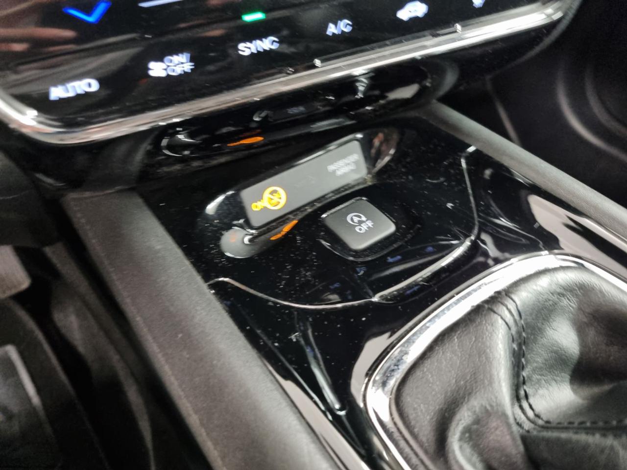 HONDA HR-V 1.5 i-VTEC Executive Navi ADAS - 27