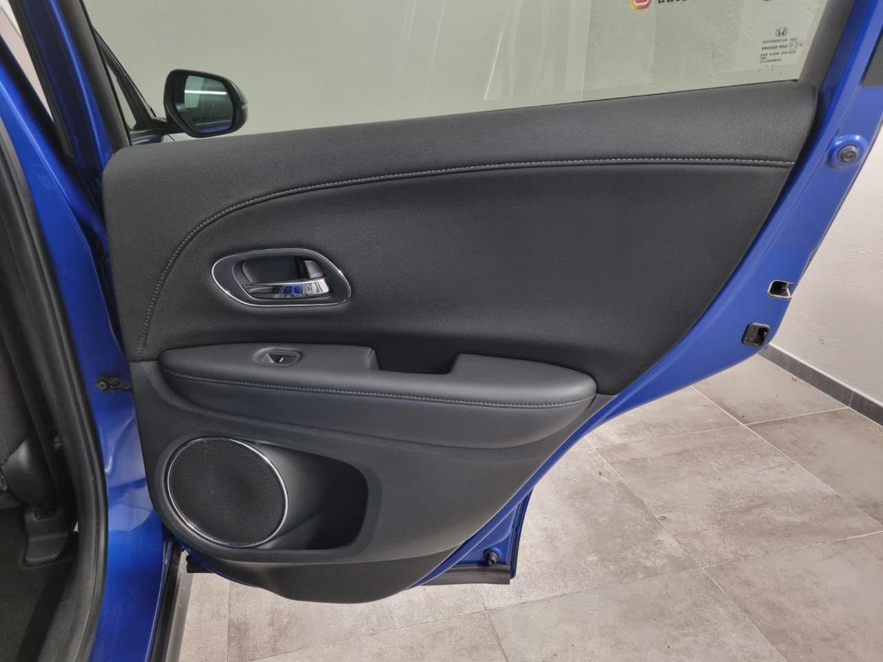 HONDA HR-V 1.5 i-VTEC Executive Navi ADAS - 18