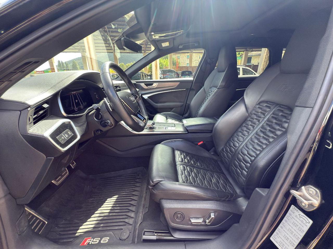 AUDI RS6 Avant 4.0 TFSI V8 quattro tiptronic - 9