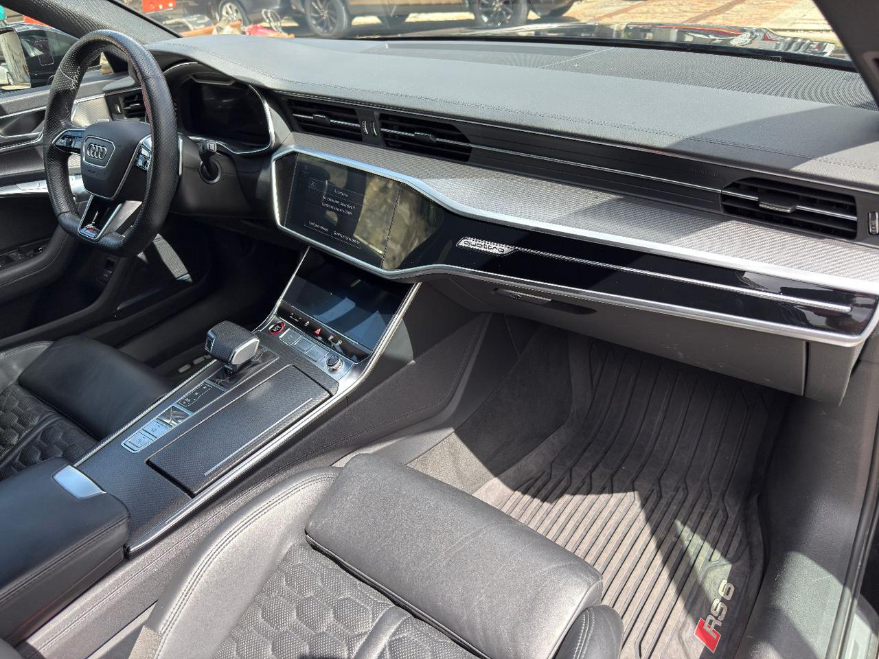 AUDI RS6 Avant 4.0 TFSI V8 quattro tiptronic - 16