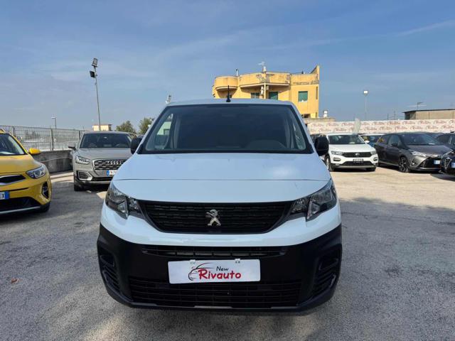 PEUGEOT Partner Bianco pastello