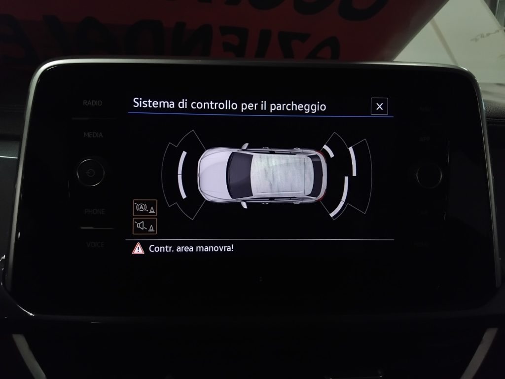 VOLKSWAGEN T-Roc 2.0 TDI 150 CV DSG Style FULL LED - 29