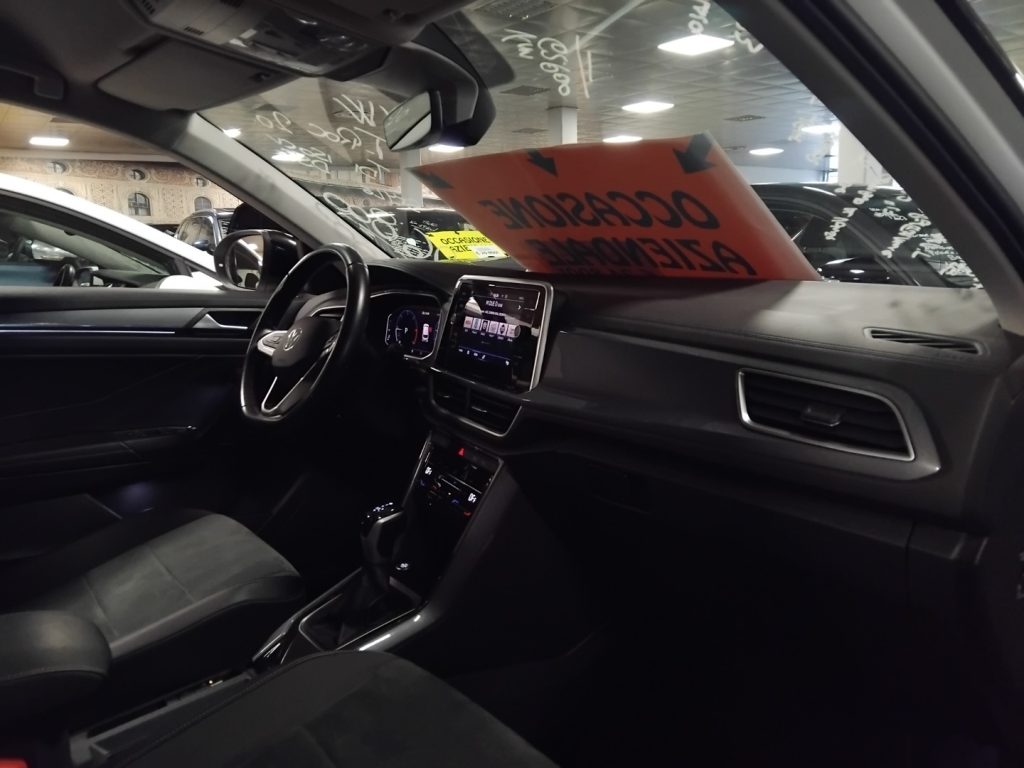 VOLKSWAGEN T-Roc 2.0 TDI 150 CV DSG Style FULL LED - 30