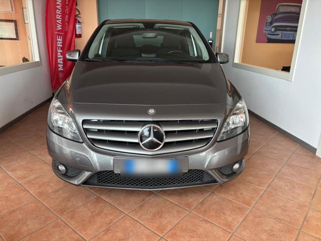 MERCEDES-BENZ B 180 Grigio scuro metallizzato