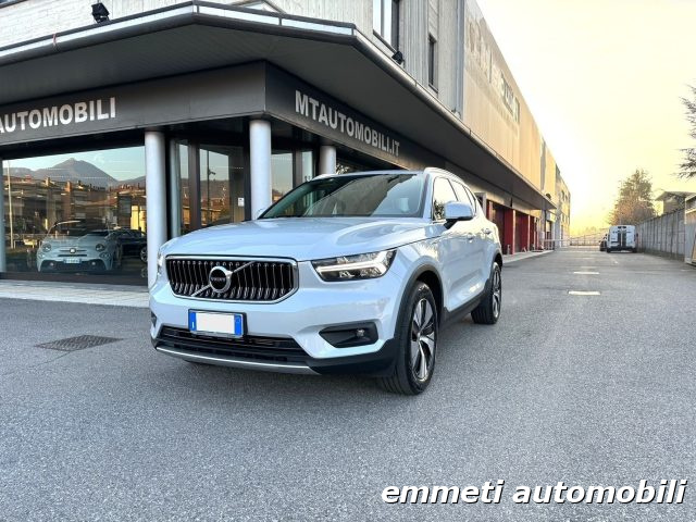 VOLVO XC40 Bianco metallizzato