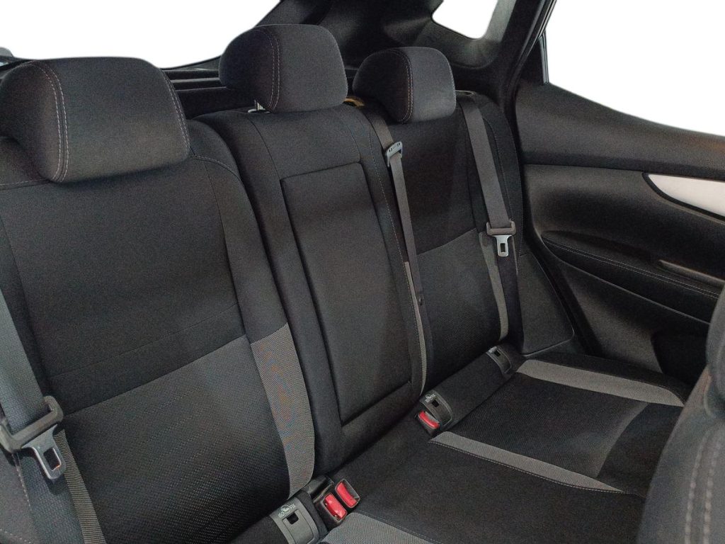 NISSAN Qashqai 1.2 DIG-T N-Connecta - 11