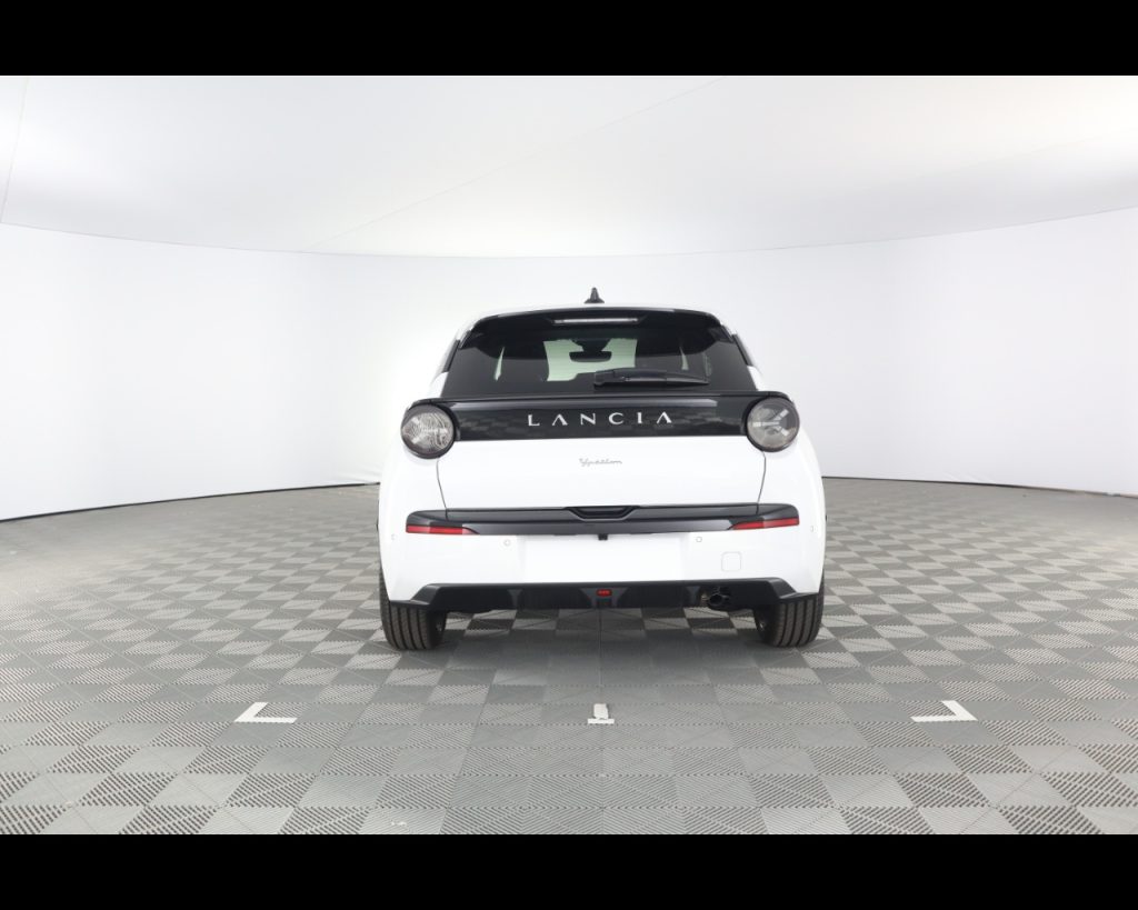 LANCIA Ypsilon Nuova  Ibrida Lx 1.2 100cv Ibrida - 9