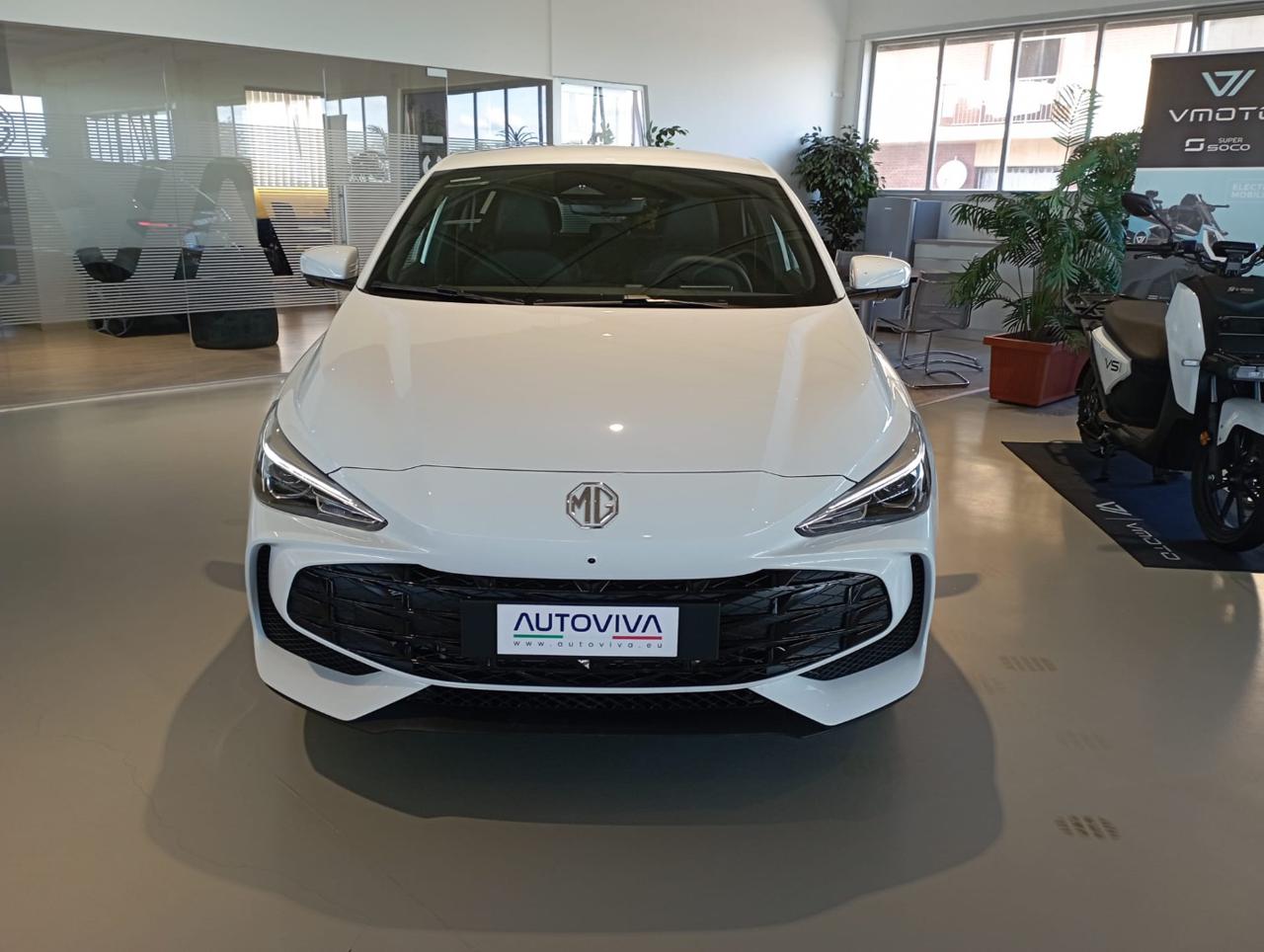 MG MG3 1.5 Hybrid+ Luxury - 2