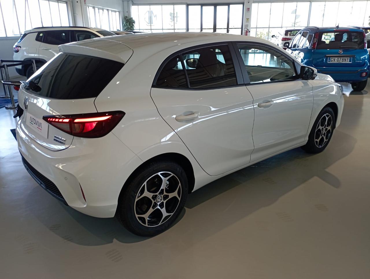 MG MG3 1.5 Hybrid+ Luxury - 4