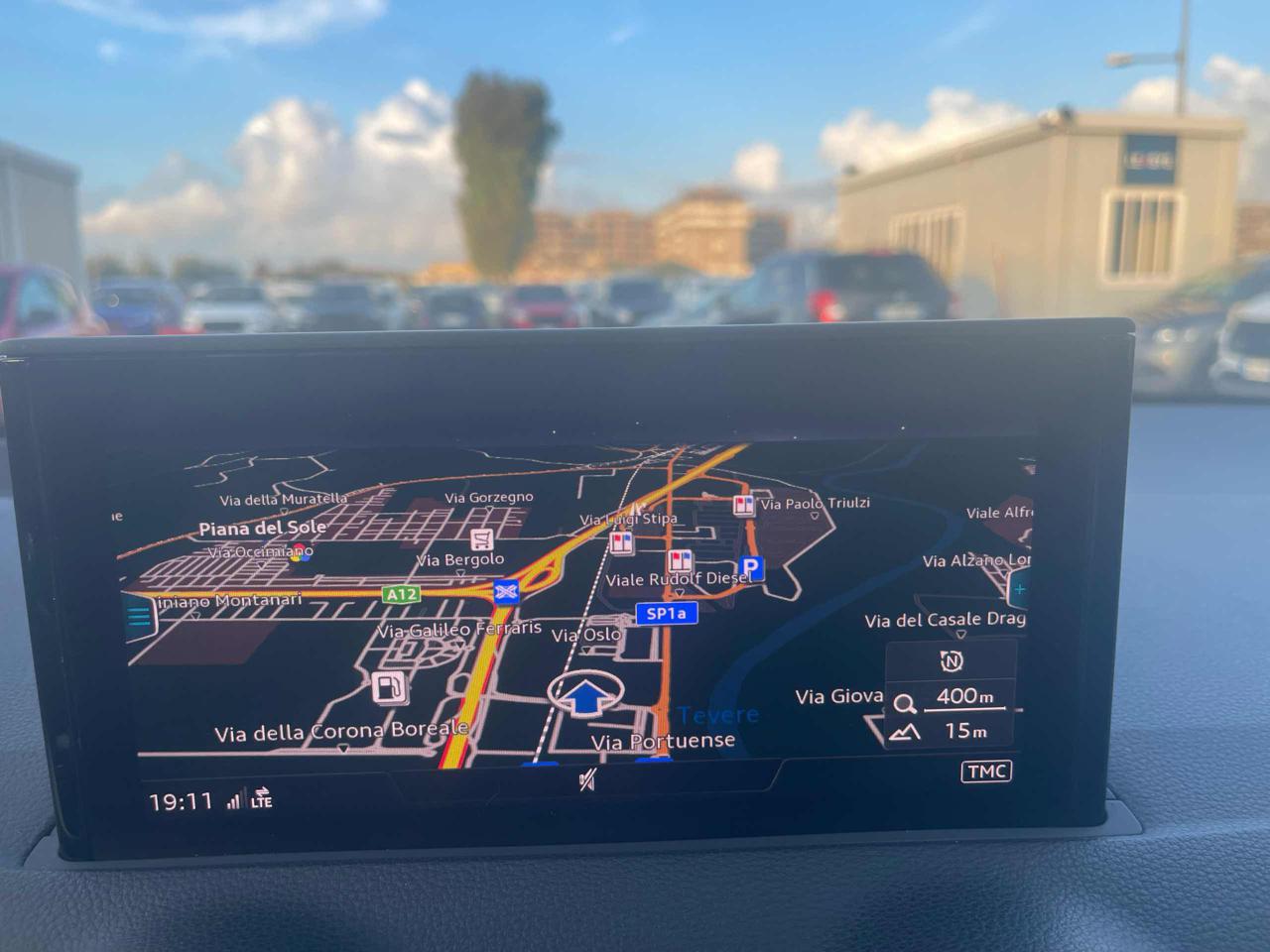 AUDI Q2 35 TFSI Admired Advanced STronic 1.5 150 cv - 15