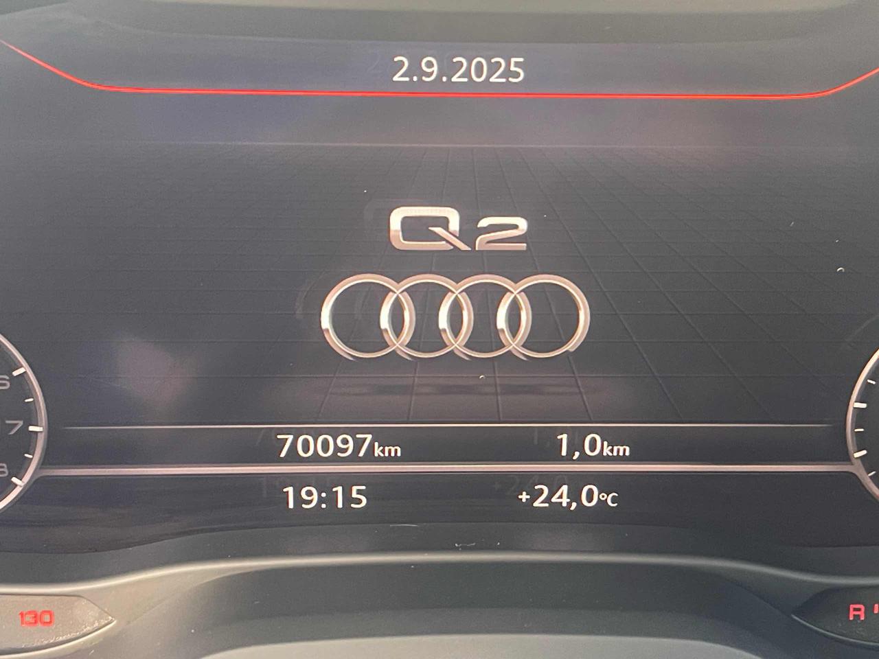 AUDI Q2 35 TFSI Admired Advanced STronic 1.5 150 cv - 26