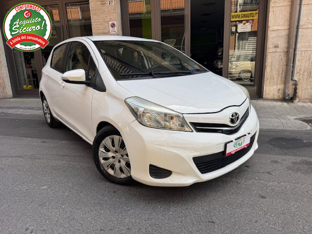 TOYOTA Yaris Bianco metallizzato