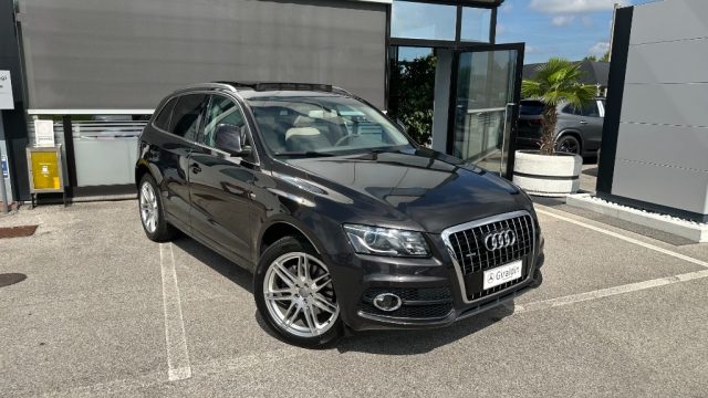 AUDI Q5 Grigio metallizzato