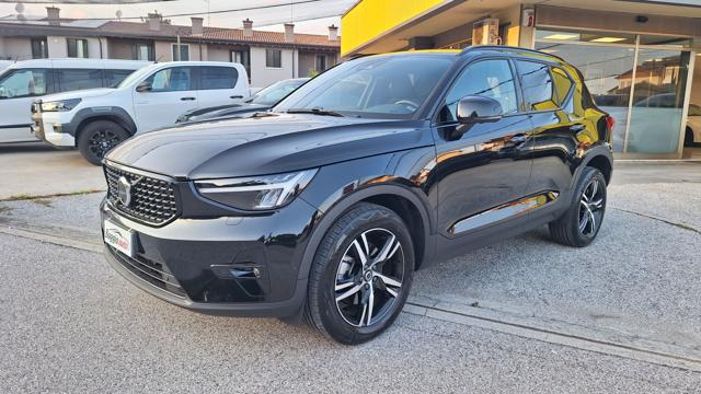VOLVO XC40 Nero metallizzato