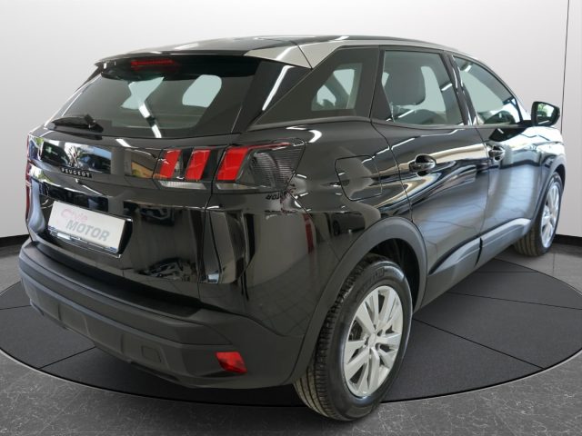 PEUGEOT 3008 1