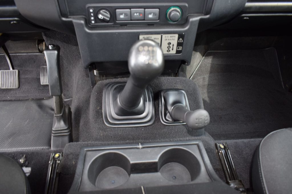 LAND ROVER Defender Defender 110 2.2 TD4 Station Wagon E N1 - 13