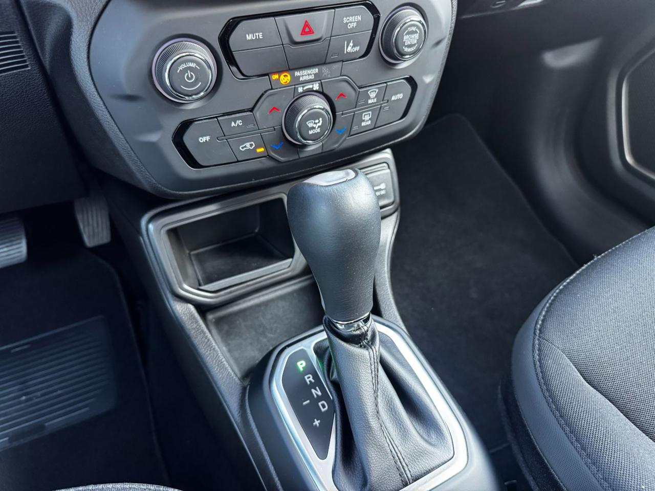 JEEP Renegade 1.5 TURBO T4 MHEV LIMITED NAVI+R.CAM+CARPLA+MY23 - 22