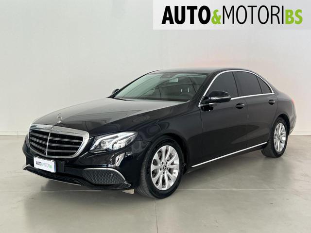 MERCEDES-BENZ E 200 Nero pastello