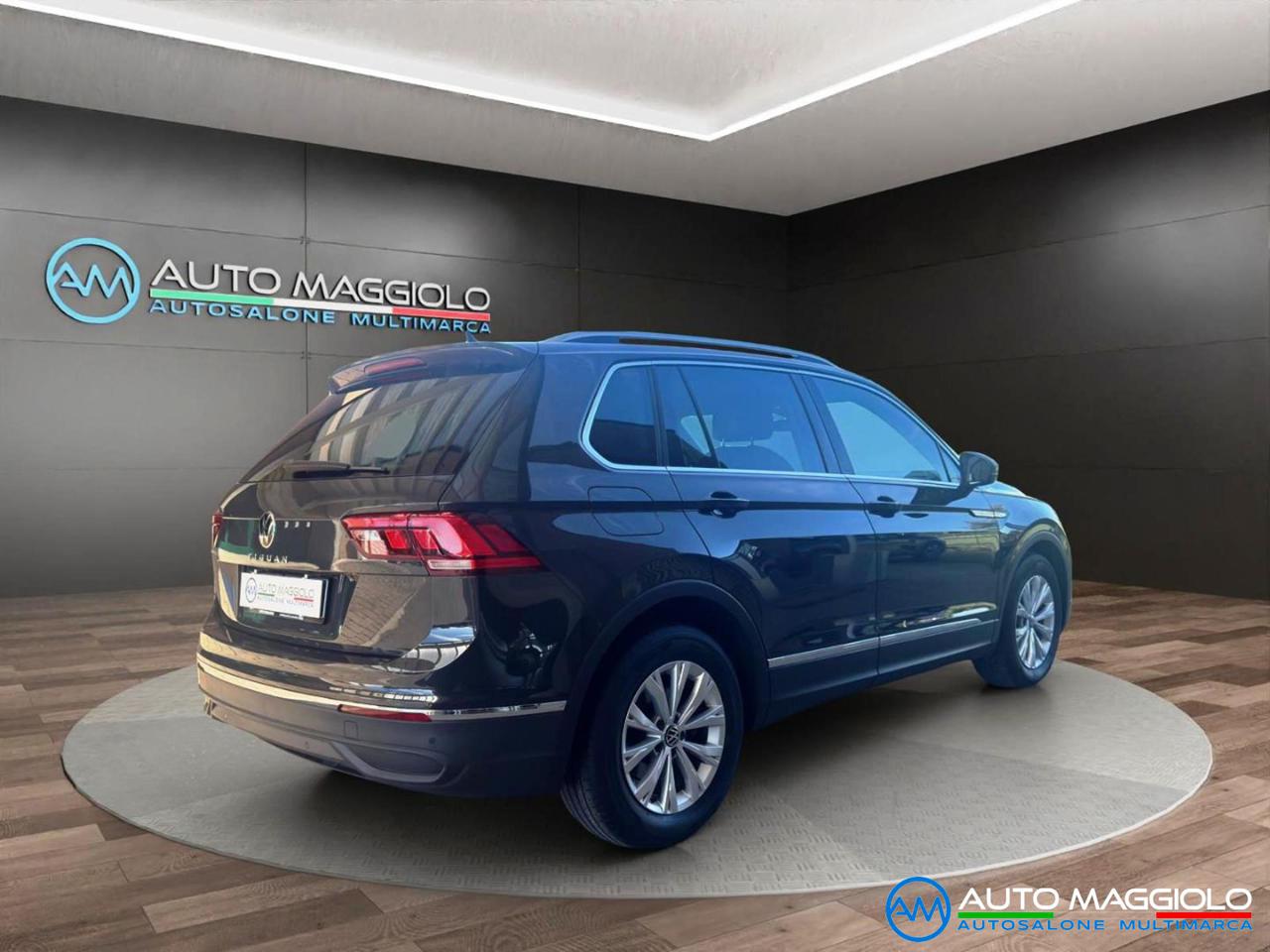 VOLKSWAGEN Tiguan 2.0 TDI 150 CV SCR DSG Life PREZZO REALE - 5