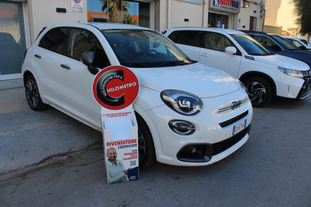 FIAT 500X 1.3 MultiJet 95 CV SPORT (X NEO PATENTATI) FIAT 500X 1.3 MultiJet 95 CV SPORT (X NEO PATENTATI)