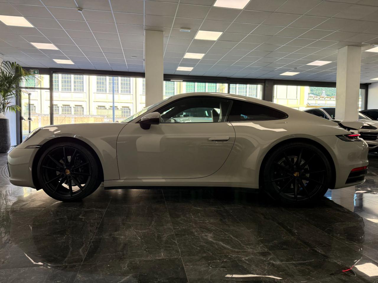 Porsche 911 Carrera 4 / CHRONO / TAGLIANDI UFFICIALI PORSCHE 2021 - foto 3