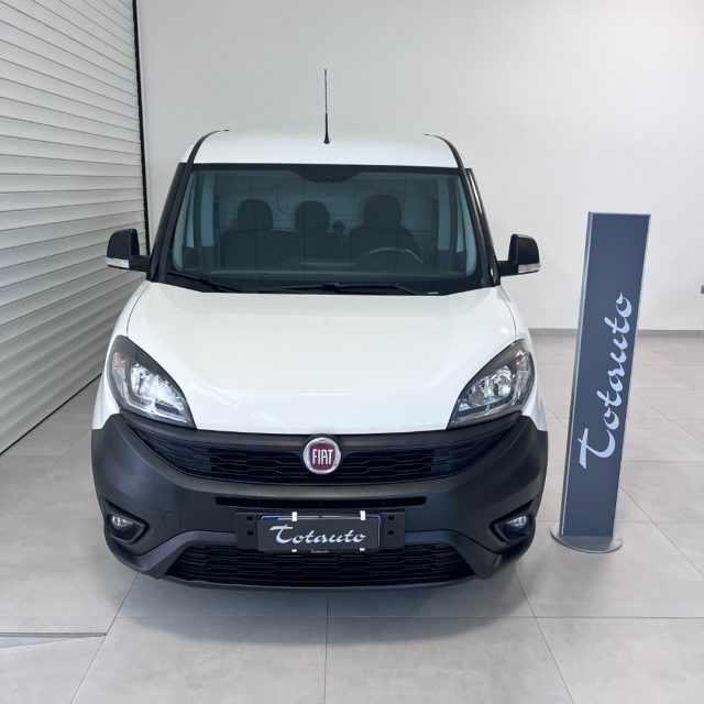 FIAT Doblo Bianco pastello