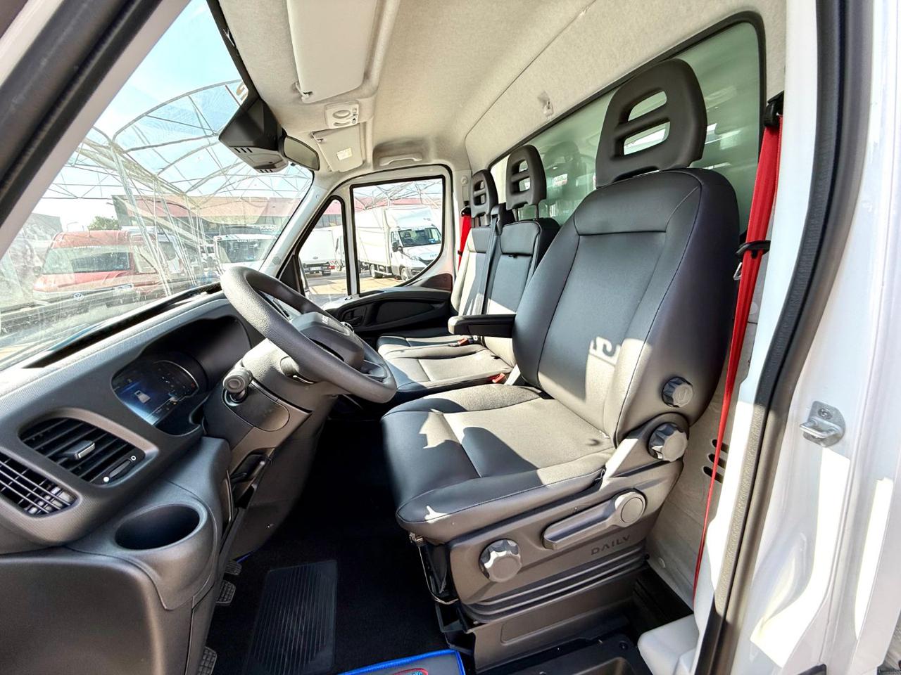 IVECO DAILY  35c160 MY2024 - 13