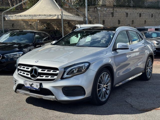 MERCEDES-BENZ GLA 200 Grigio metallizzato