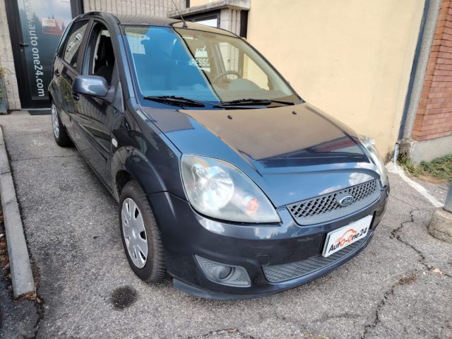 FORD Fiesta Grigio Ardesia metallizzato