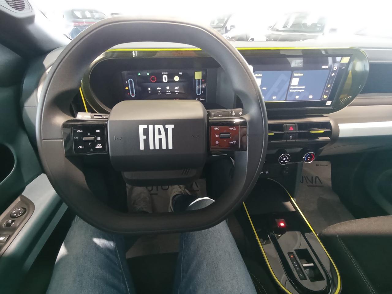 FIAT Grande Panda 1.2 Hybrid 110 CV S&S Icon - 11