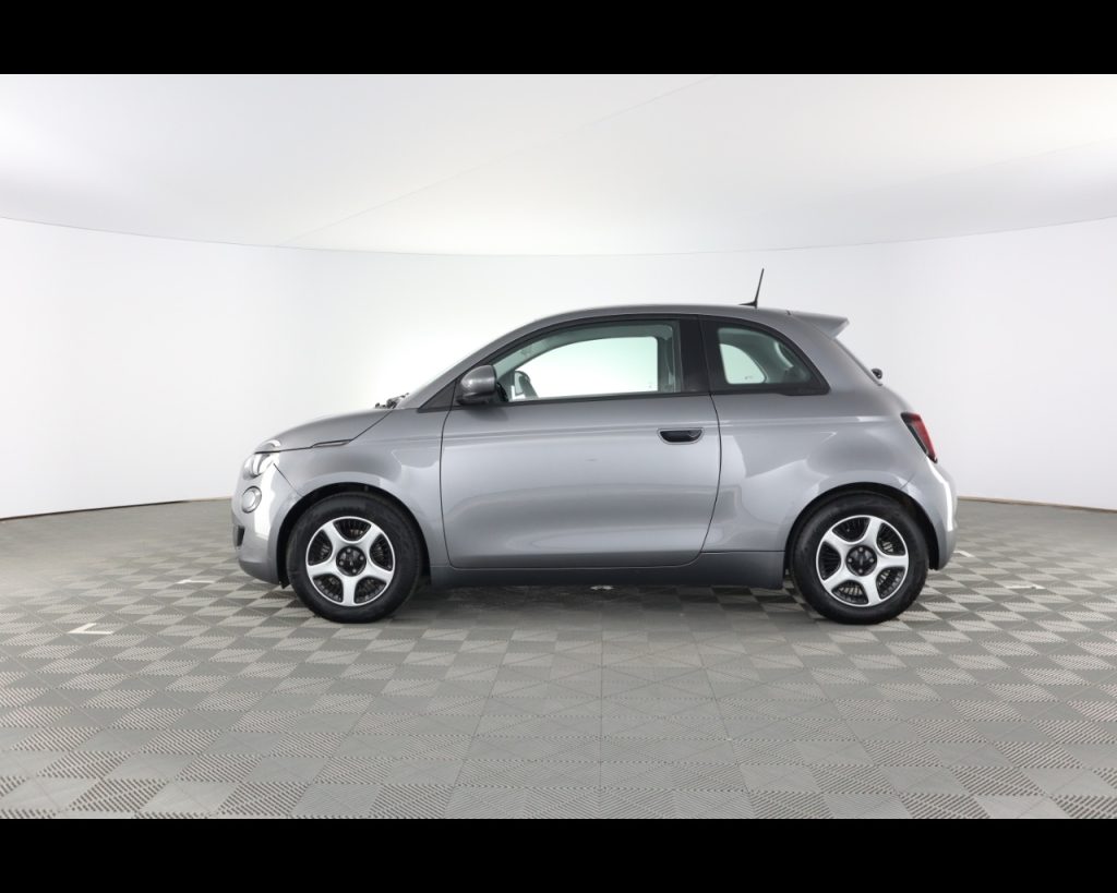 FIAT 500e 42 kWh Passion - 4