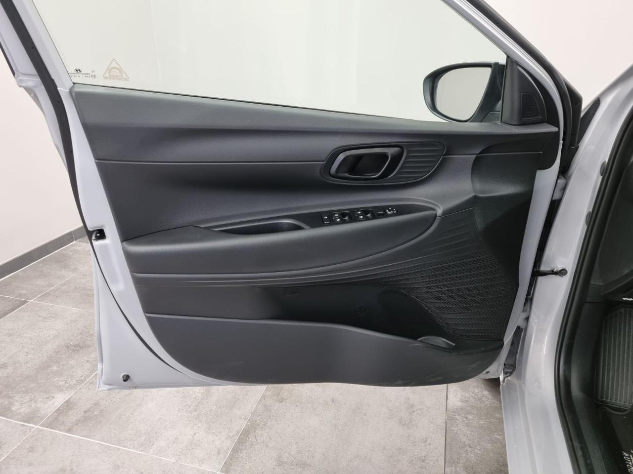 HYUNDAI i20 1.2 MPI MT Connectline - 20