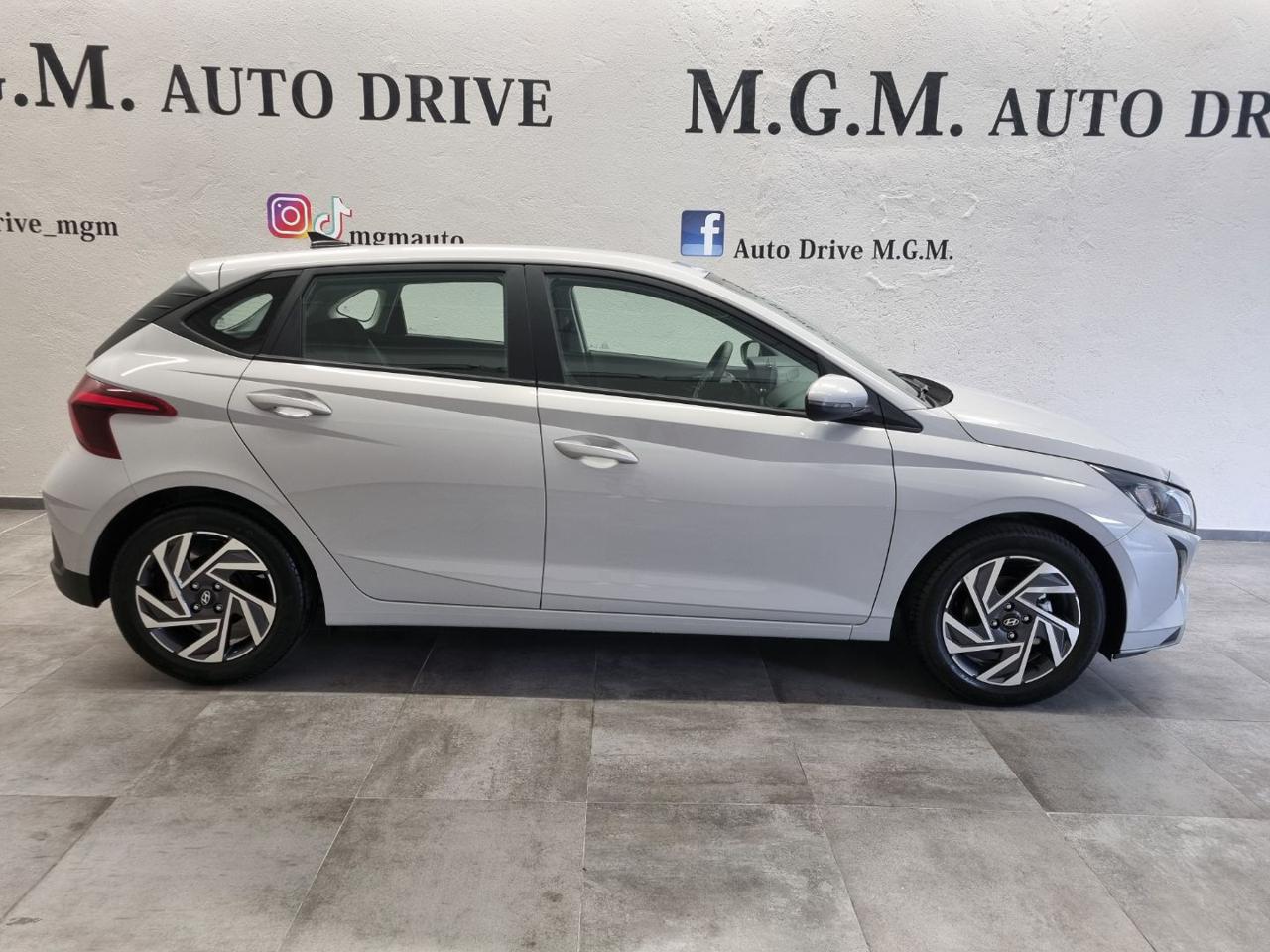 HYUNDAI i20 1.2 MPI MT Connectline - 4