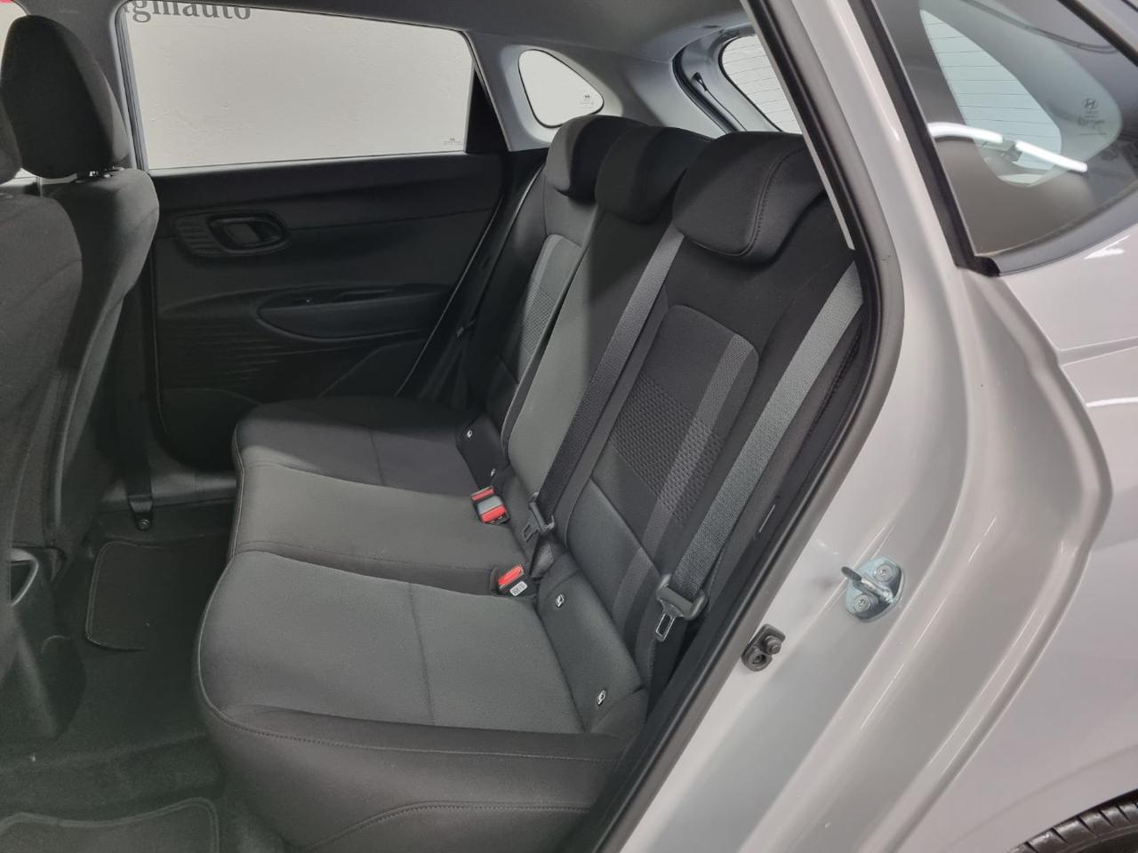 HYUNDAI i20 1.2 MPI MT Connectline - 22