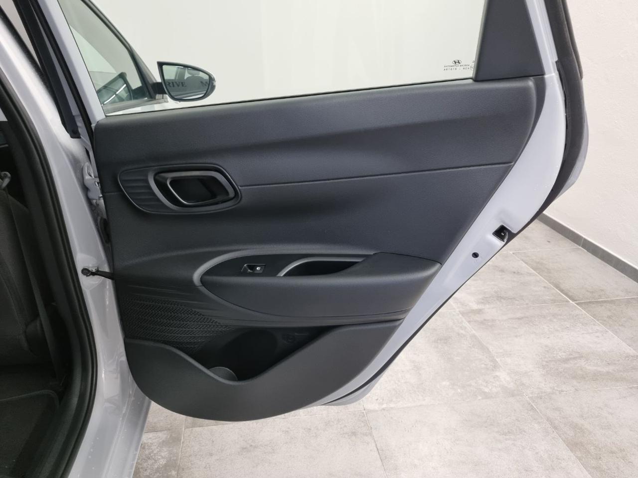 HYUNDAI i20 1.2 MPI MT Connectline - 25