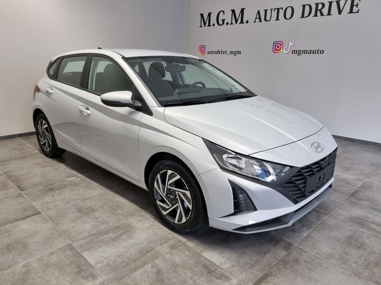 HYUNDAI i20 1.2 MPI MT Connectline - 40